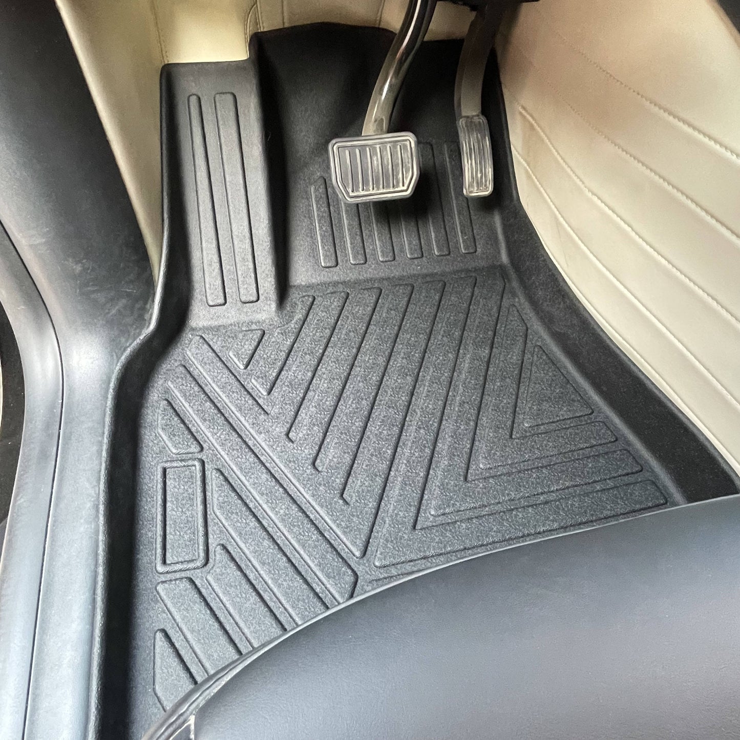 2025 Tesla Model Y/3 RHD TPE Car Floor Mats & Rear Trunk Mat - Waterproof Anti - Slip Durable & Eco - Friendly